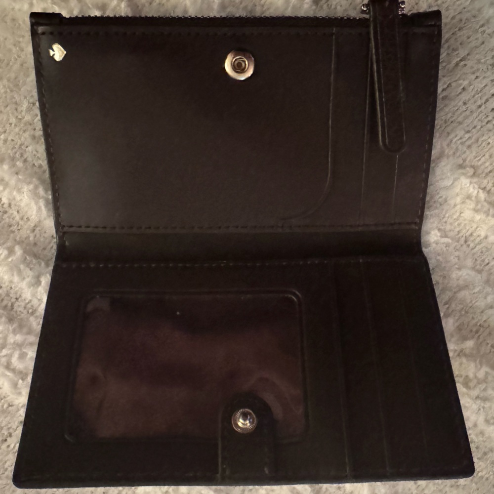 Kate Spade Wallet - Picture 2 of 2